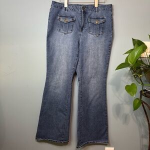 D. Jeans High Waist Flare Jeans. Women’s Size 14 (actual 34x31)